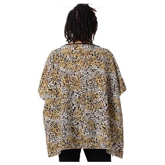 Leopard print Chiffon Open Shoulder Blouse - Picture 3 of 8